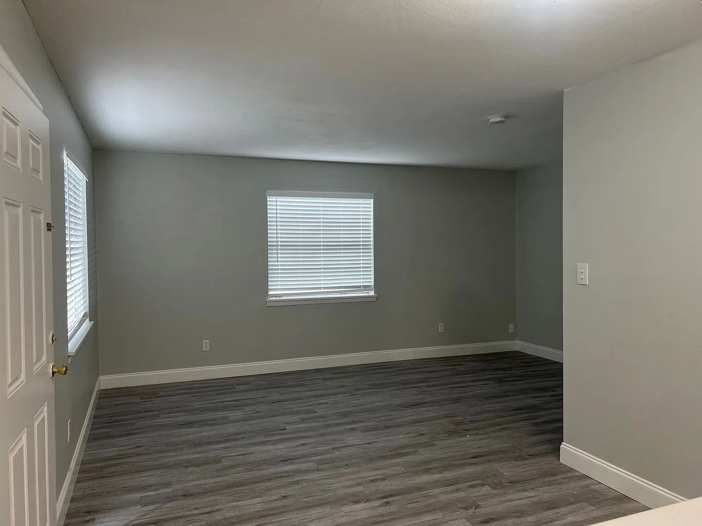 Salisbury Apartments — Photo 4