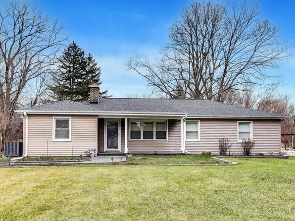 7 Alton Rd, Prospect Heights, IL 60070