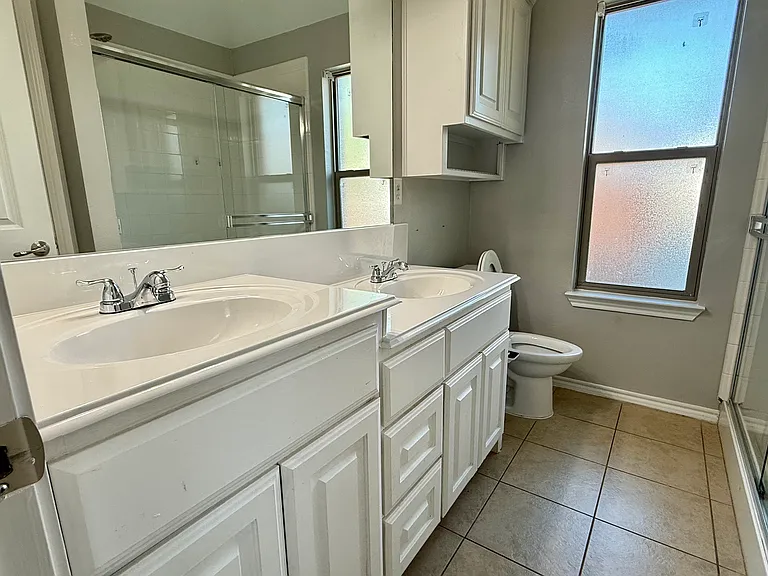 412 Windridge Dr — Photo 15