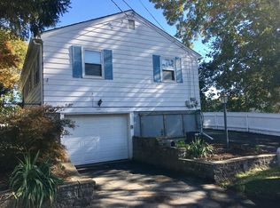 103 Blaine St, Fall River, MA 02723
