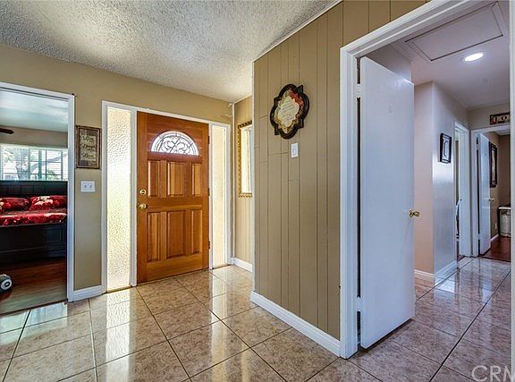 2nd image of 6811 Crescent Ave