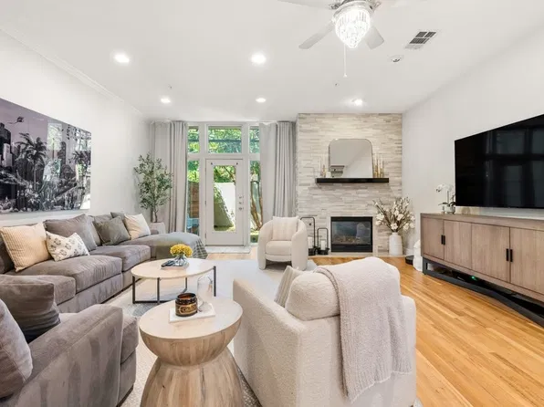3707 Gilbert Ave APT 17, Dallas, TX 75219