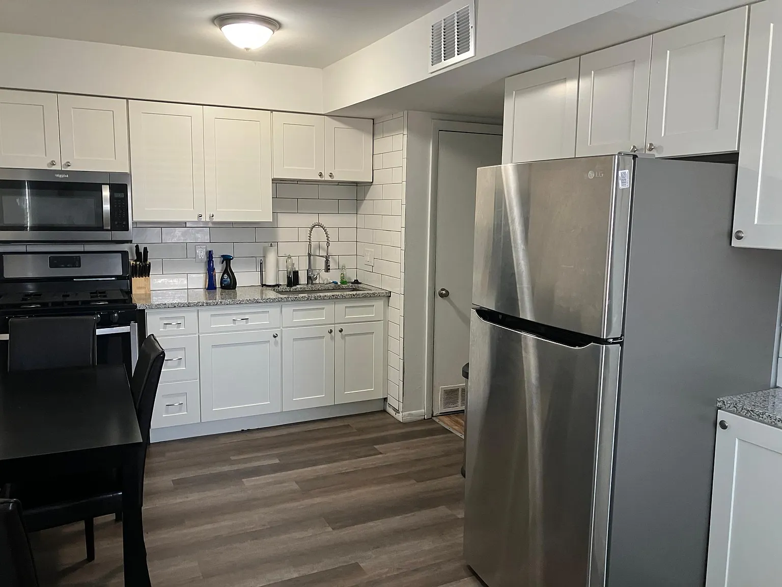 780 Ann St — Photo 2