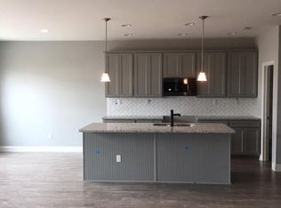 2753 Sandersville Rd, Lexington, KY 40511