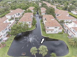 524 7th Sq APT 101, Vero Beach, FL 32962