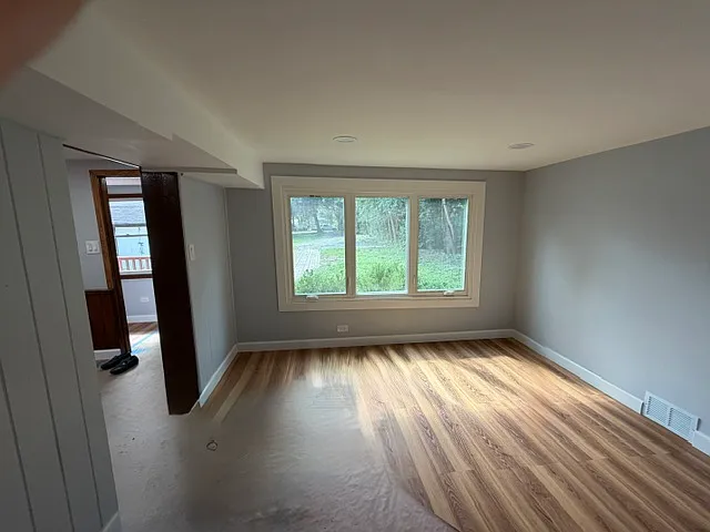 3 bed, 1.5 bath, 1300 sqft, $3,000 — Photo 4