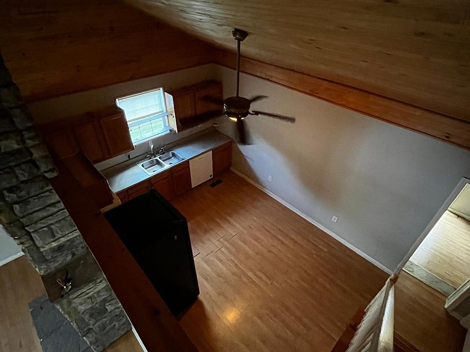 1st image of 345 Lincoln Ave