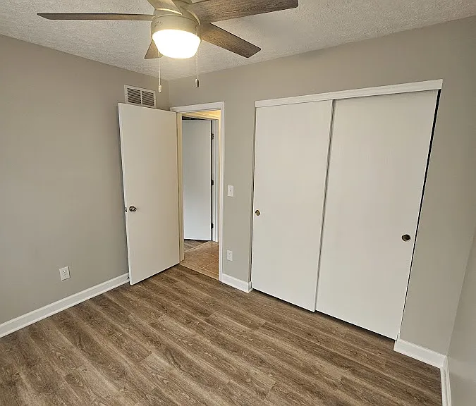 3352 Meadow Gold Dr — Photo 35