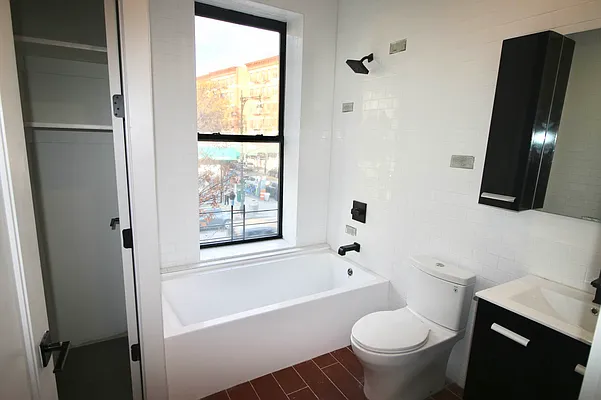 Rented by Delmark Realty LLC | media 12