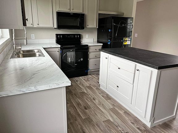 4th image of 152 Mineral Park Ln