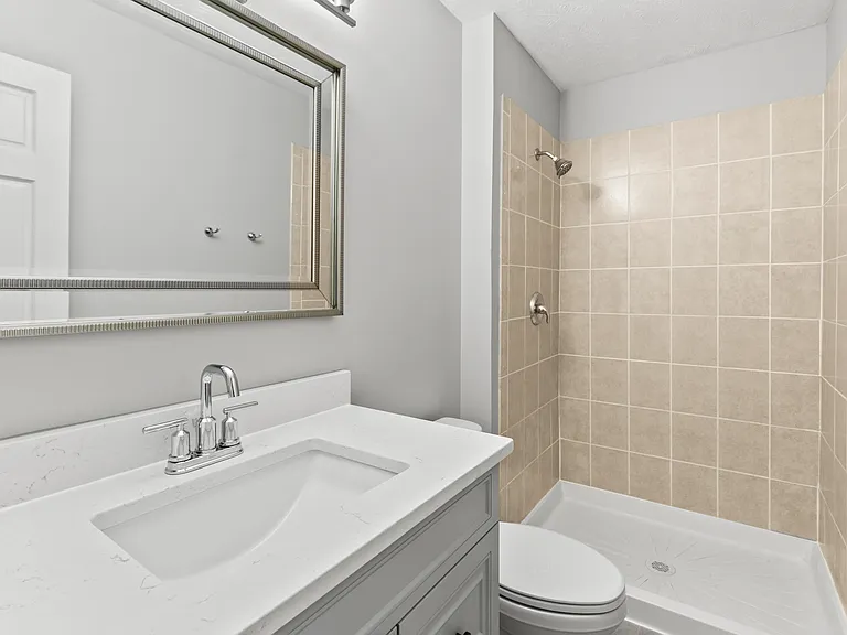 15416 Westchester Cir — Photo 20