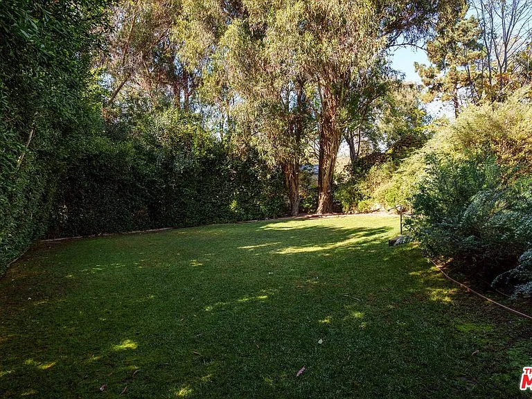 11579 W Sunset Blvd — Photo 28