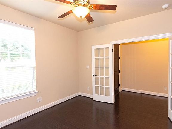 4th image of 12004 Versante Cir #37