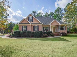 224 Creekside Dr, Arnoldsville, GA 30619