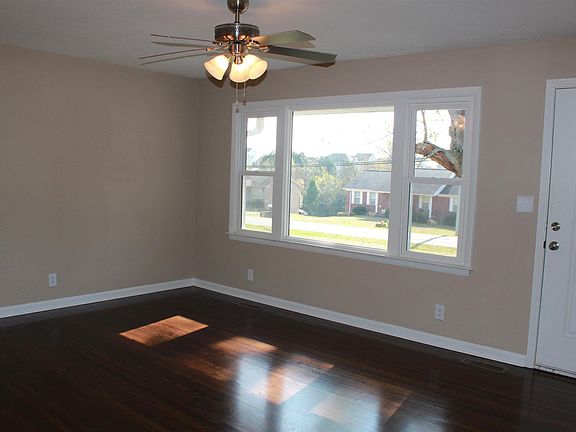 2nd image of 215 Hawkins Rd