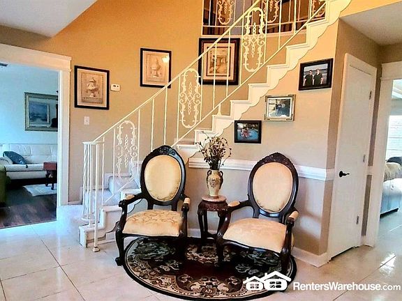 5th image of 10811 Idlebrook Dr