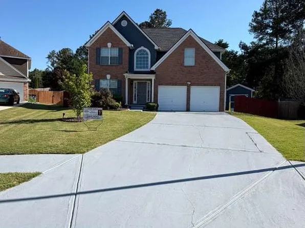 1800 Tuftstown Ct, Snellville, GA 30078