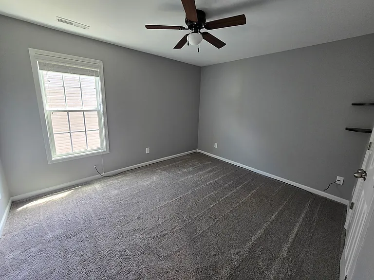 1601 Mount Rainer Dr — Photo 16