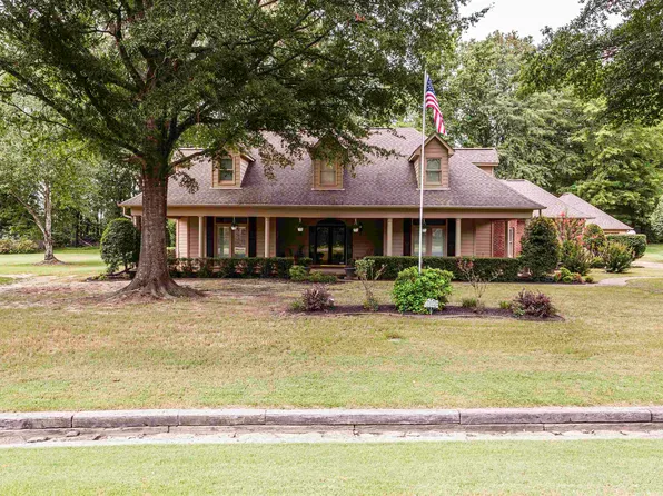 4022 Davies Manor Dr, Bartlett, TN 38133