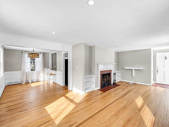 4th image of 140 Slumber Ln