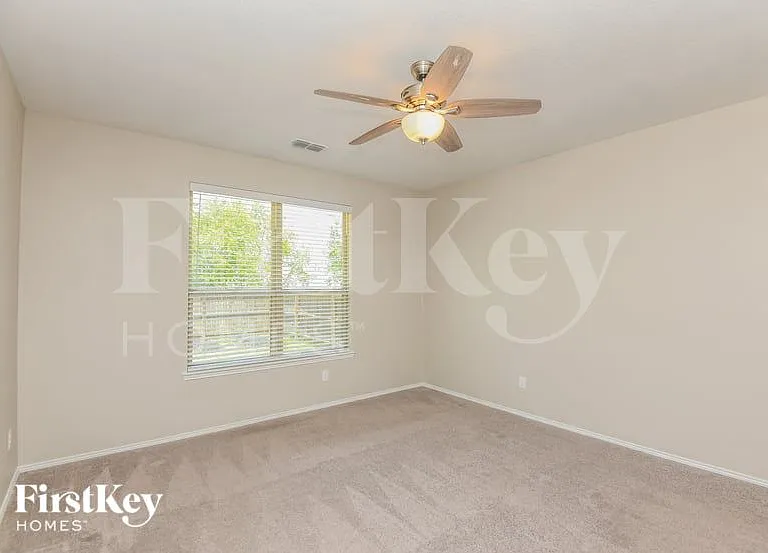 6252 Outrigger Rd — Photo 7