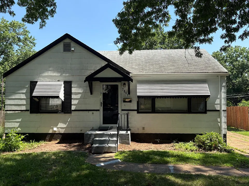 7861 Madison Dr