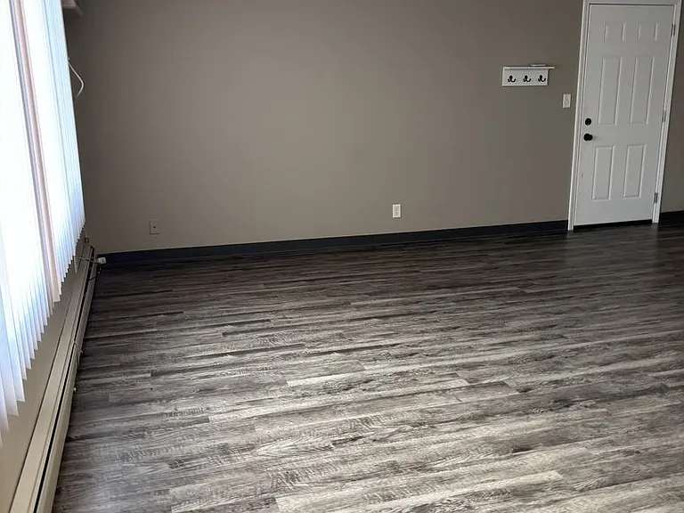 1705 Edgewood Dr NW — Photo 11