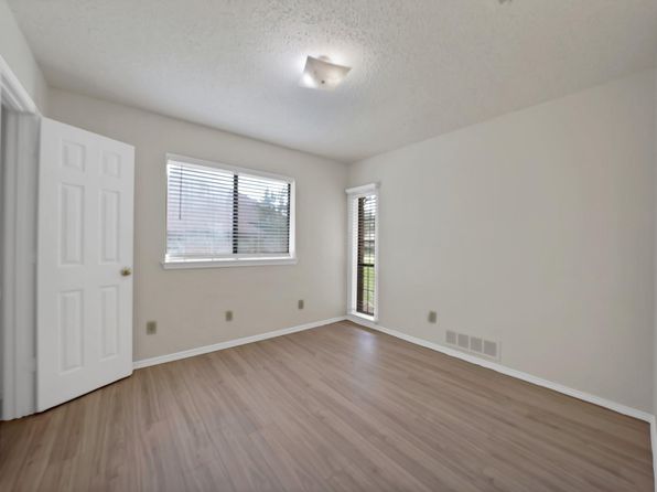 4316 Hartford Dr