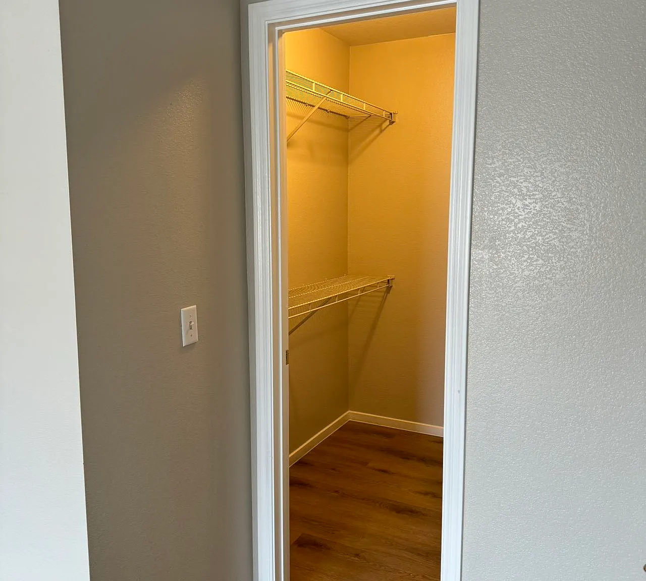 2 bed, 1287 sqft, $1,800 — Photo 3