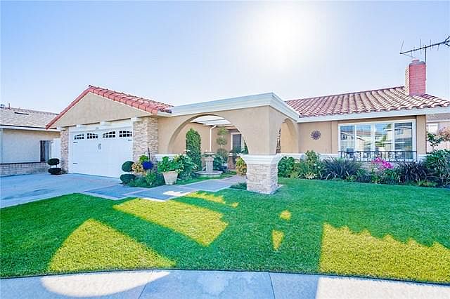 1st image of 15161 Mayberry Cir