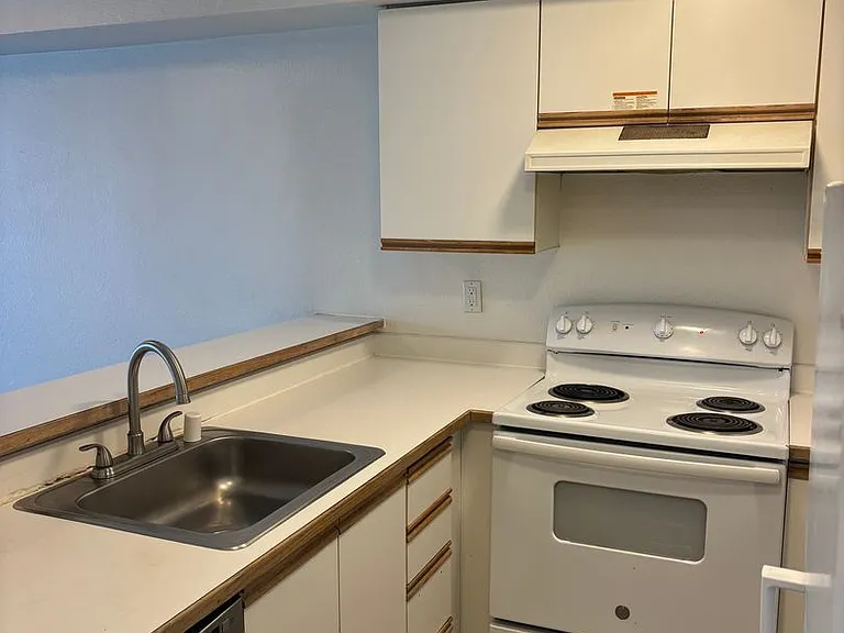City View Apartments in West Seattle — Photo 43