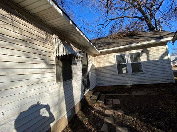 D20011T Marketing Pic