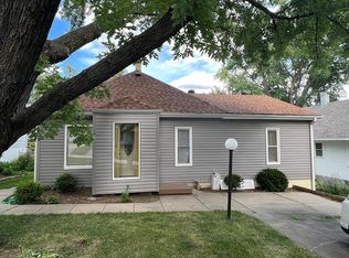 2323 N 64th St, Omaha, NE 68104