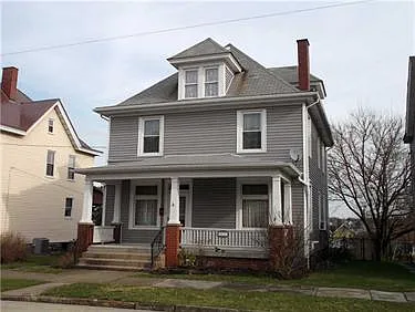 621 Alexander Ave photo 1