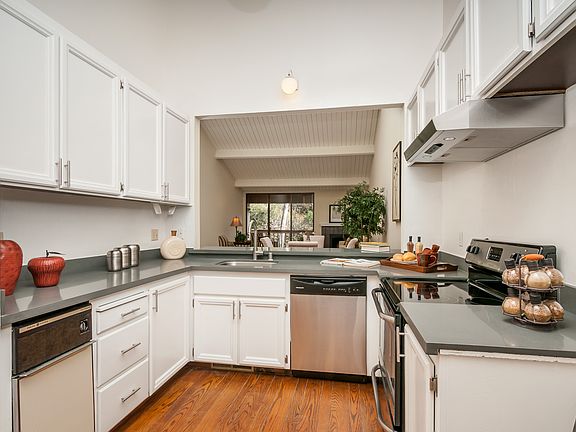 2nd image of 2383 Ticonderoga Dr