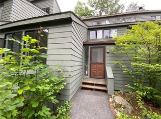 105 Woodside Cir, Torrington, CT 06790