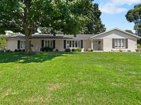 19265 Orchard Heights Dr, South Bend, IN 46614