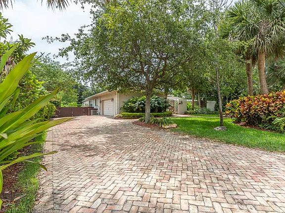 2nd image of 10225 SW 58th Ct