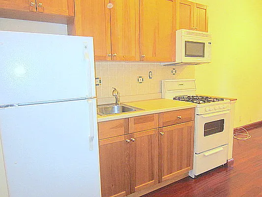 Rented by Citi Habitats | media 14