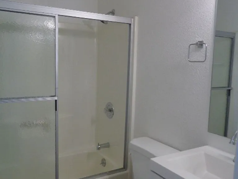 1846 W Portobello Ave — Photo 15