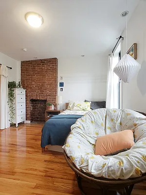 Rented by In Haus LLC | media 19