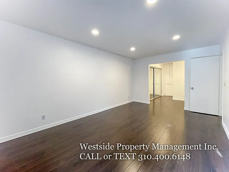 7777 W 91st St #B2150 — Photo 10