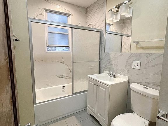 5th image of 3062 N Central Park Ave #1