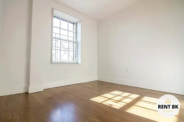 Rented by RENTBK LLC | media 3