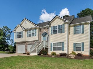 93 Sugar Mill Dr, Dallas, GA 30157