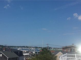 25 Howard St, Newport, RI 02840