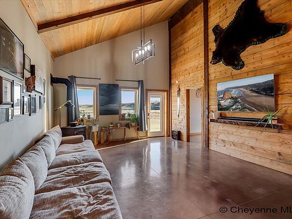 4th image of 246 Lawman Ln