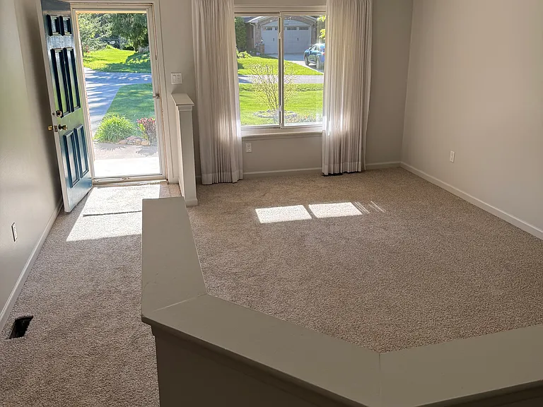 2387 Sanders Pl — Photo 3