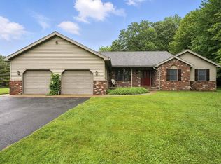 1663 Keely Rd, Franklin, PA 16323