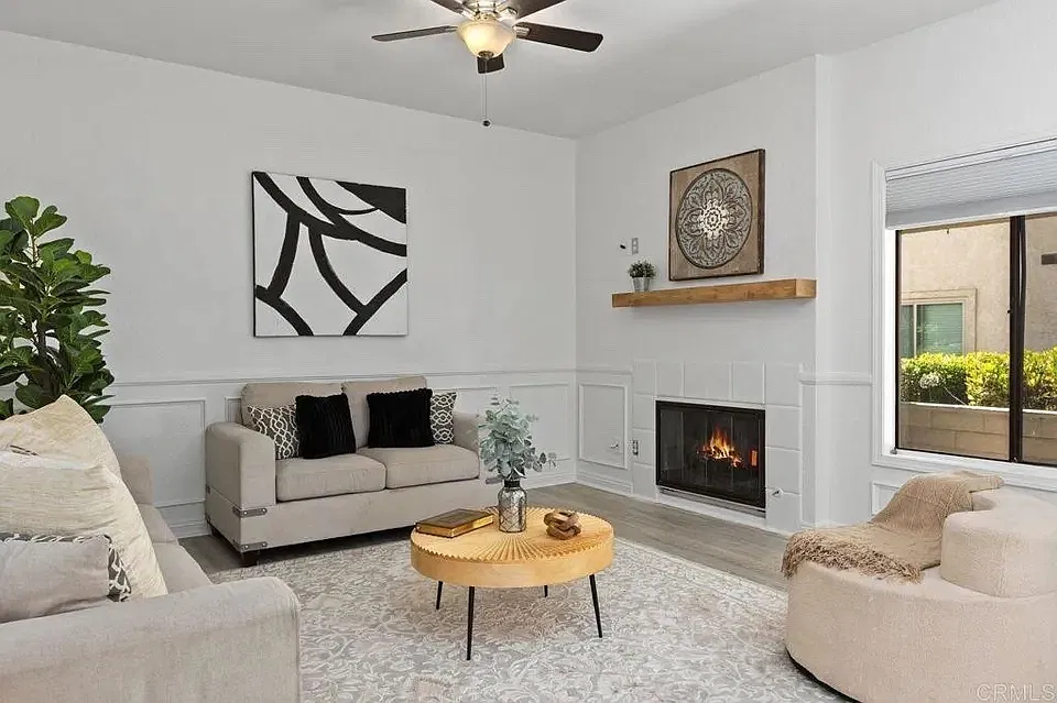 966 Lupine Hills Dr — Photo 2